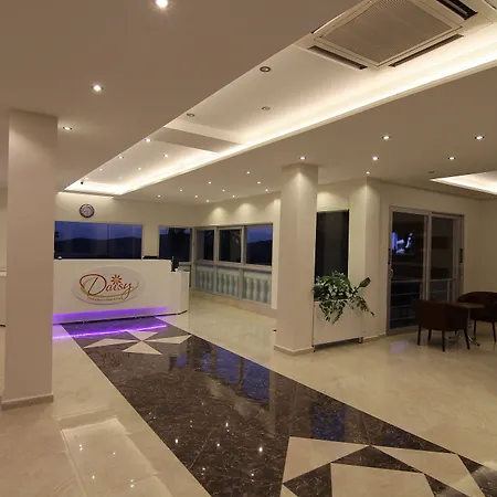 Отель Daisy Garden 3*